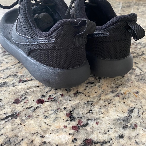 Kids Nike Tanjuns - Picture 3 of 4